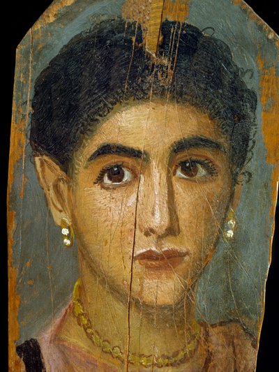 Weibliches Mumienporträt, aus Theben, 2. Jahrhundert von Roman Period Egyptian